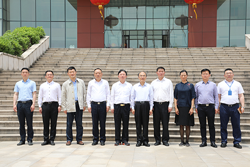 苏州市人大常委会主任陈振一走访龙腾国际 苏州市人大常委会主任陈振一走访龙腾国际