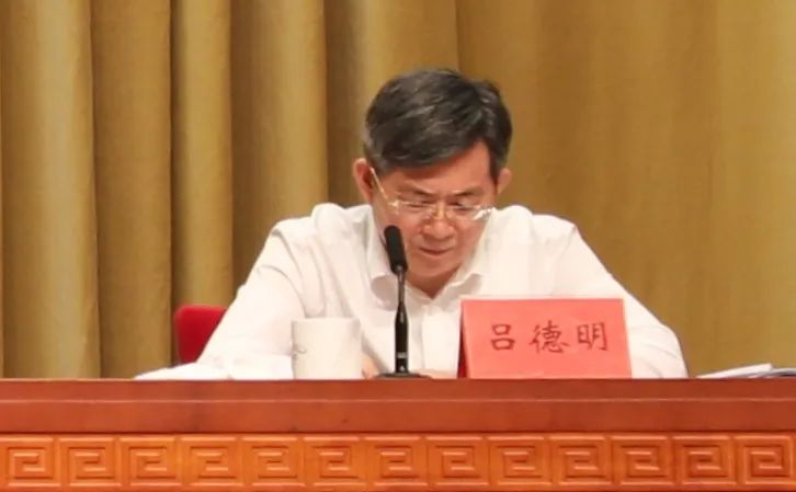 沈小平再获江苏慈善奖 l 在推进共同富裕的征程中起跑、起飞! 沈小平再获江苏慈善奖 l 在推进共同富裕的征程中起跑、起飞!