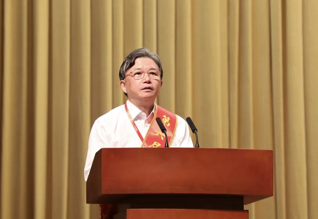 沈小平再获江苏慈善奖 l 在推进共同富裕的征程中起跑、起飞! 沈小平再获江苏慈善奖 l 在推进共同富裕的征程中起跑、起飞!